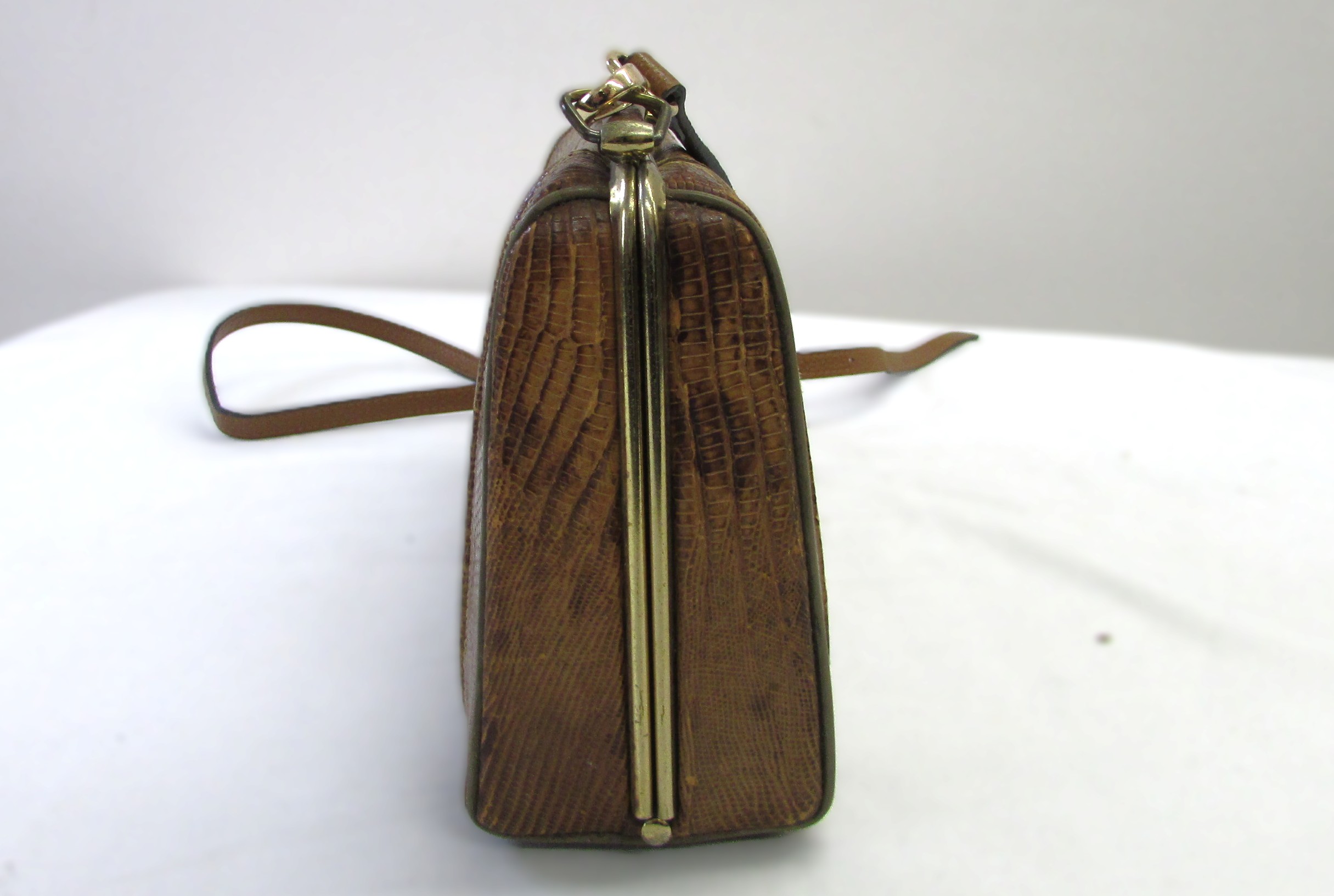 Vintage Brown Handbag Clamshell Purse w Alligator/Lizard Leather - Image 6