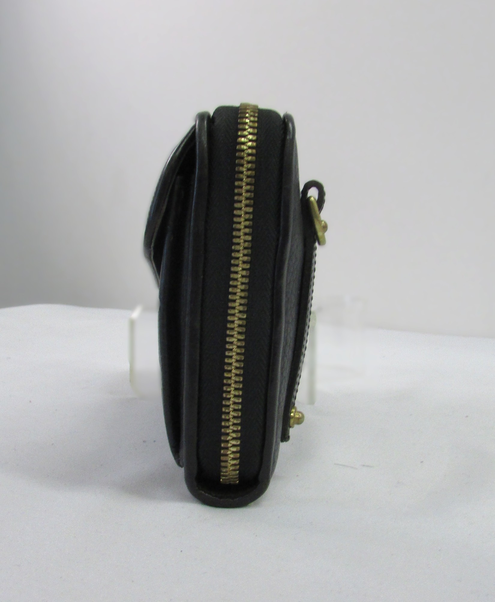 Dooney & Bourke Black Leather Zipper Wallet with Coin Front - Image 4