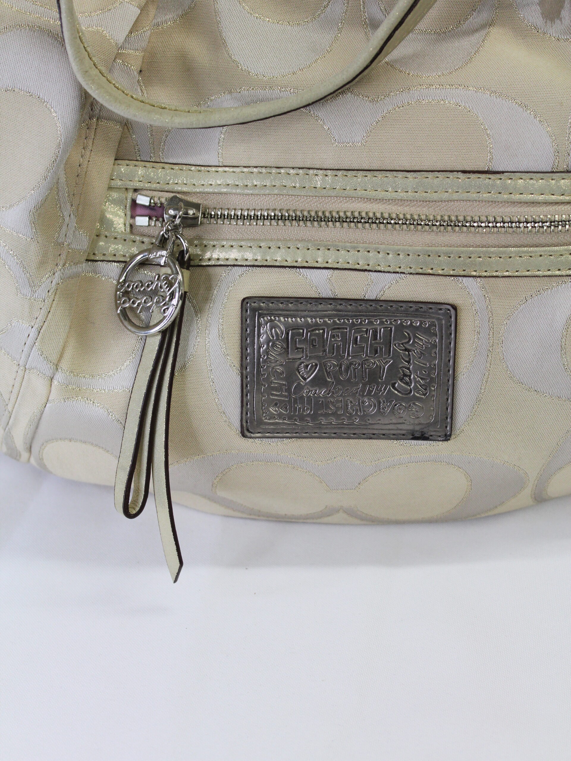 Coach Vintage Cream Shoulder Bag - Image 2
