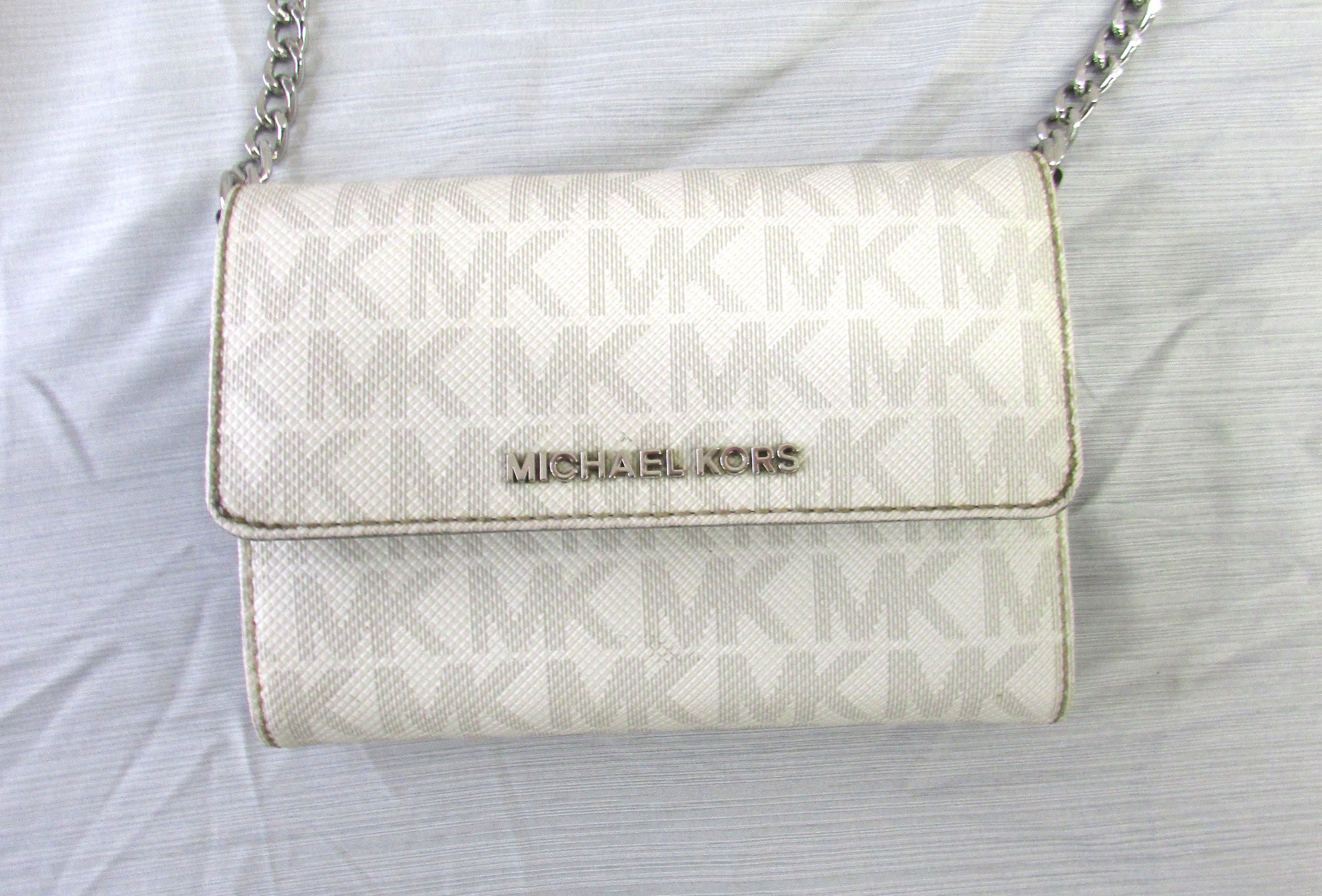 Michael Kors Vintage White Clutch w Strap