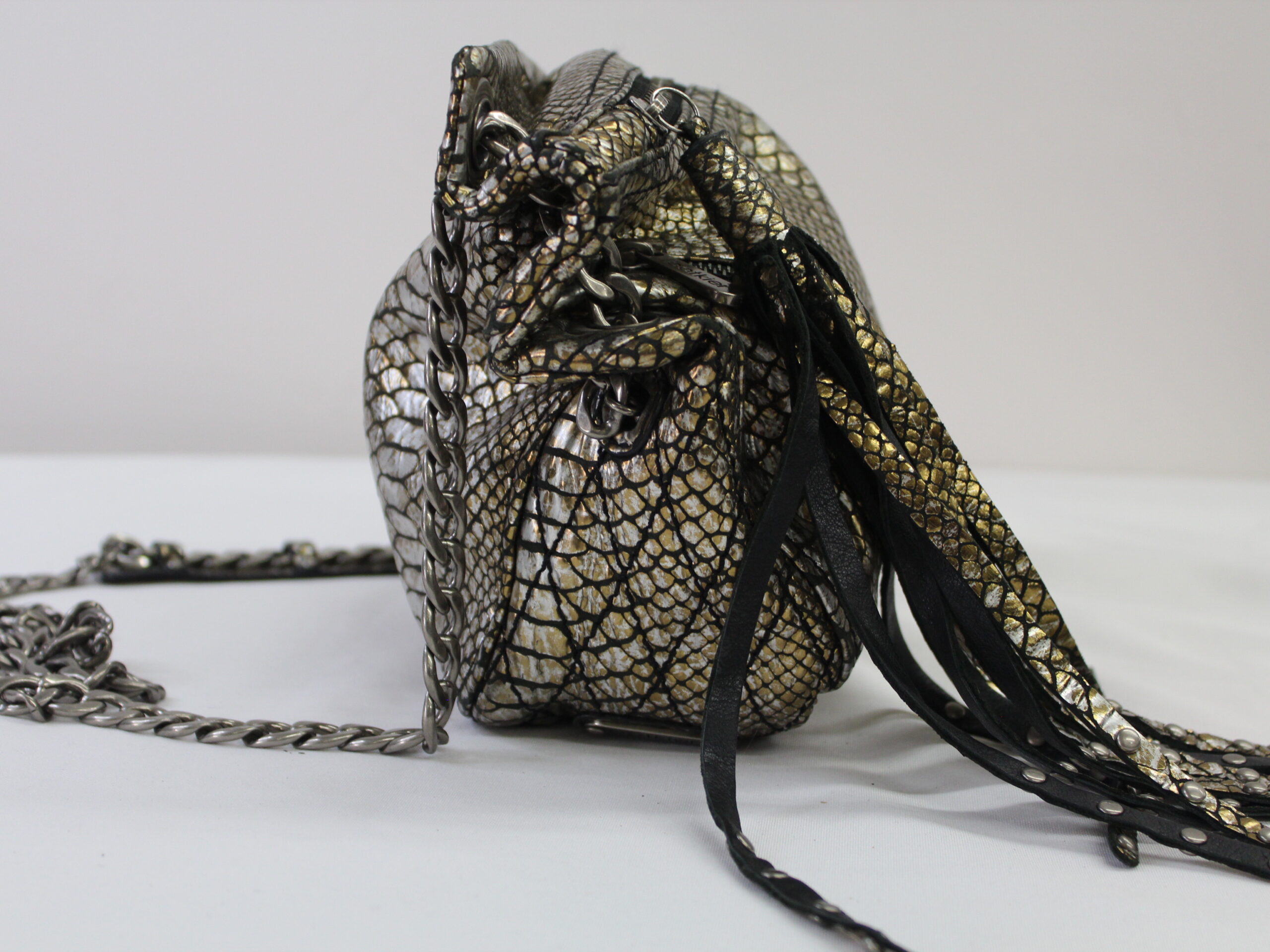 Botkier Vintage Gold Leather Crossbody Purse - Image 3