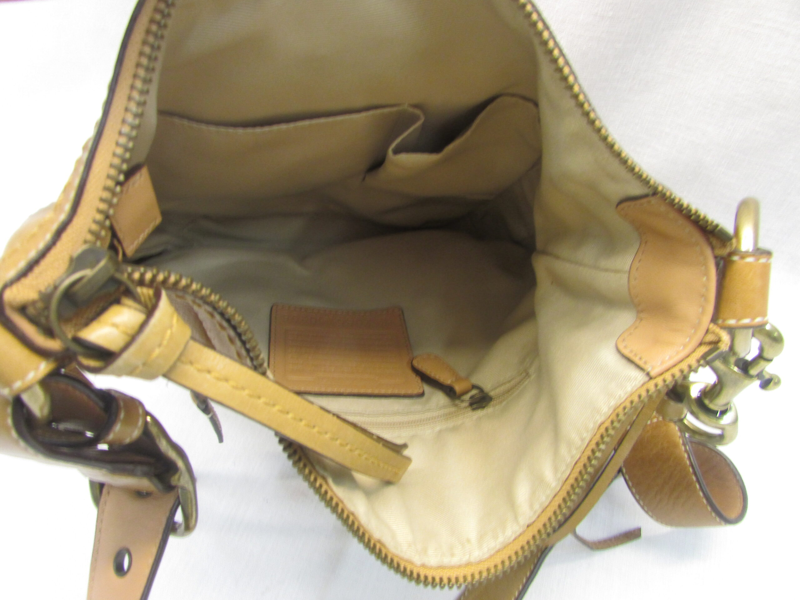 Coach, Vintage Small Crossbody Bag - Image 11
