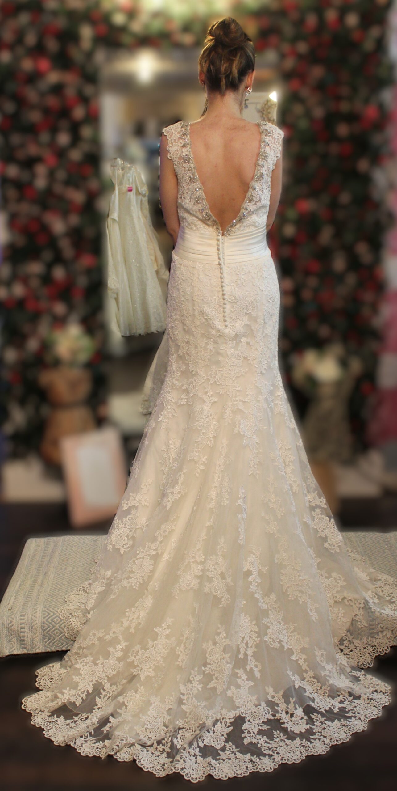 Mori Lee by Madeline Gardner White All Over Lace Jeweled Bridal Gown Size 8 - Image 2