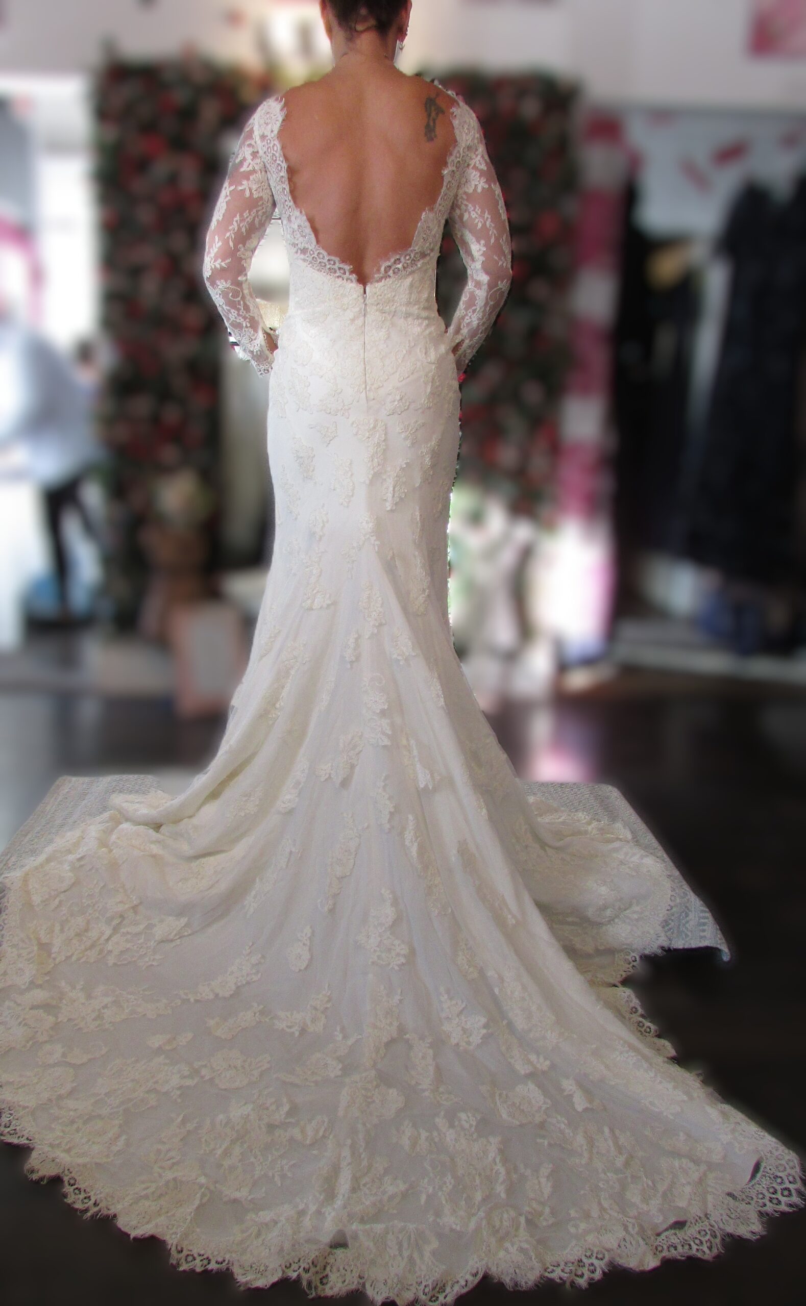 Pronovias White Lace Long Sleeve Bridal Gown Size 10 - Image 2