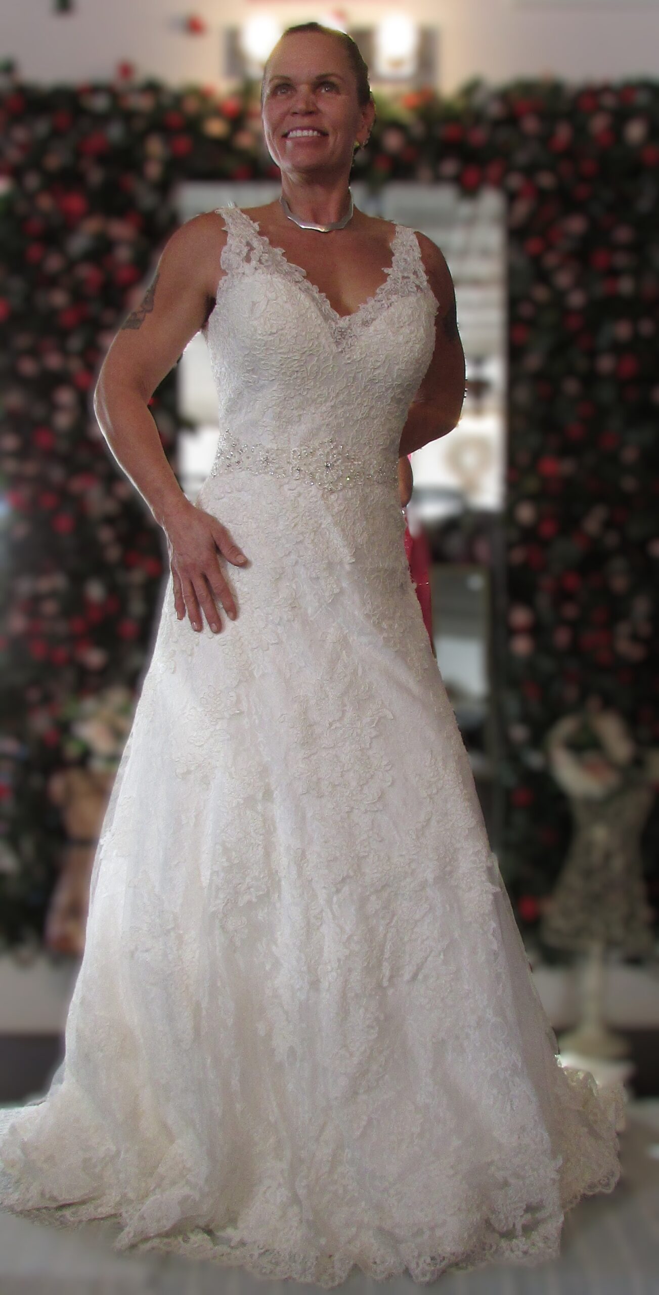 Jasmine White Lace Sleeveless Gown Size 14