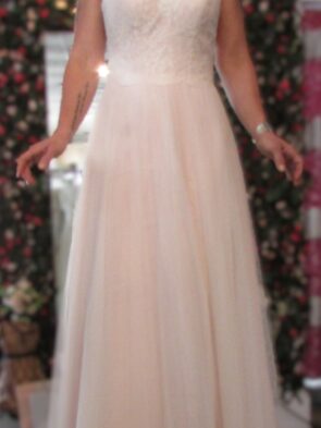 Stella York Sleeveless Bridal Gown Size 10