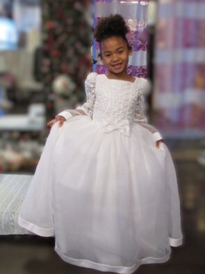 MACIS Long Flared-Sleeve Flower Girl Dress Size 8