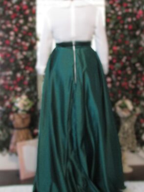 MISACC Hunters green and White 3/4 Sleeve Gown  Size 8