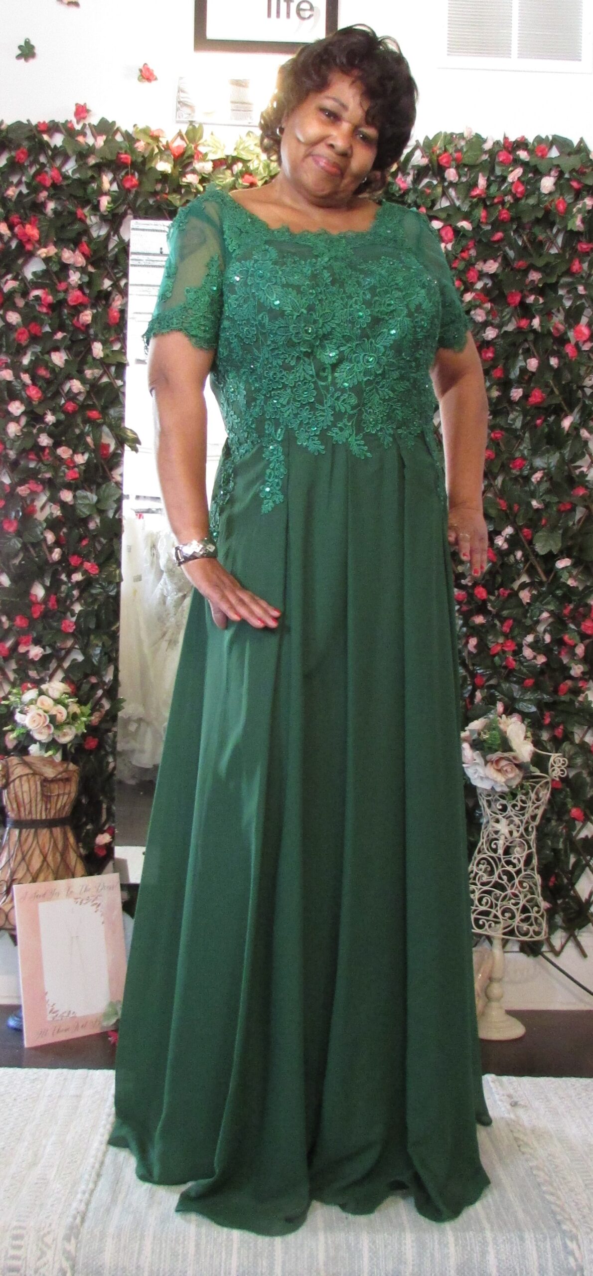 Unbranded Green Lace Top Gown Size 18 - Image 2