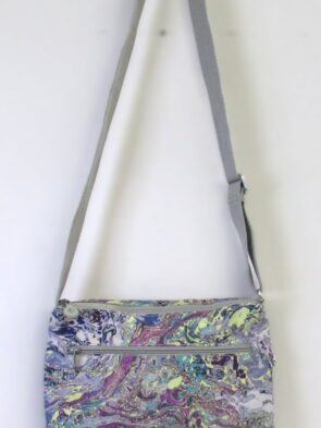 Kipling Mesenger Crossbody Purse with Retro Watercolor Desgin