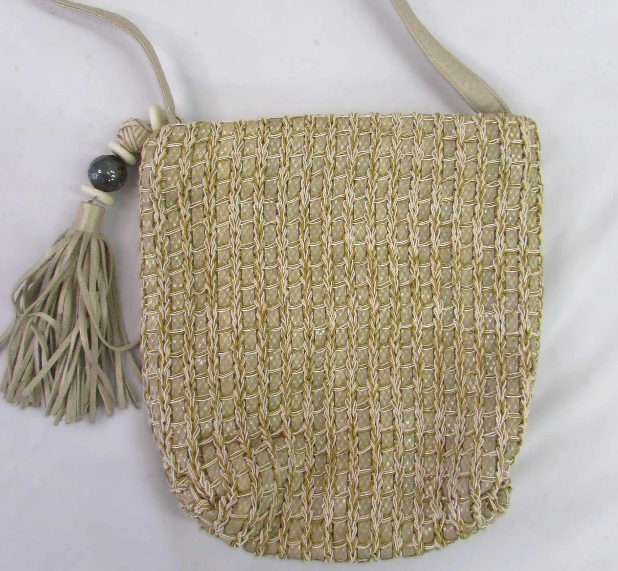 Sharif Vintage Crocheted Crossbody Bag with Tassle and Leather Strap - Image 2