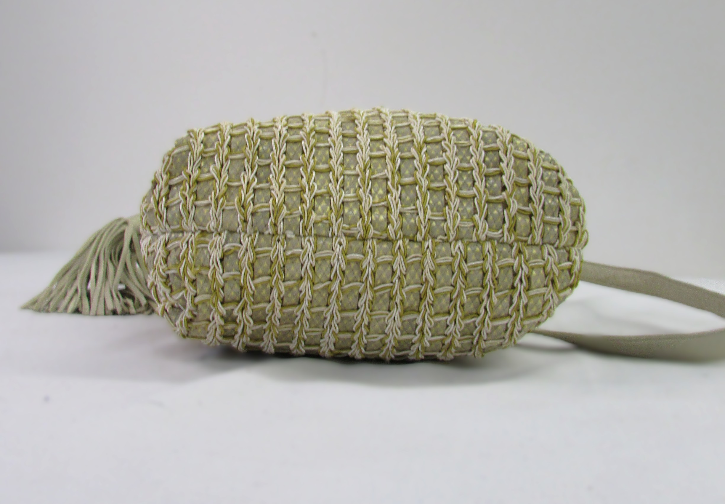 Sharif Vintage Crocheted Crossbody Bag with Tassle and Leather Strap - Image 8
