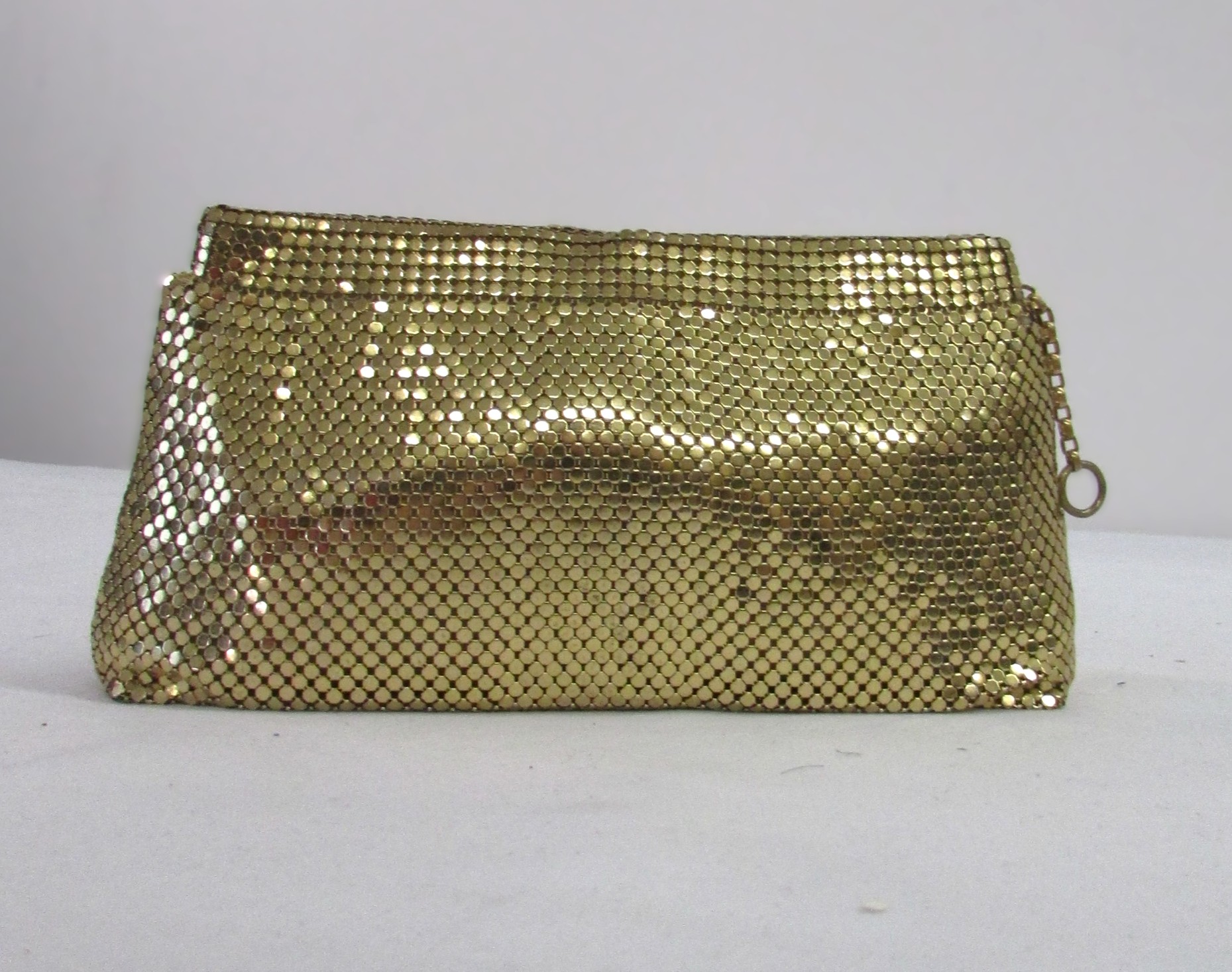 Vintage Gold Mesh Evening Bag - Image 5
