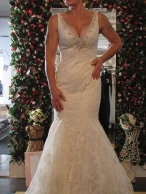 Casablanca Bridal Bridal Gown Size 8
