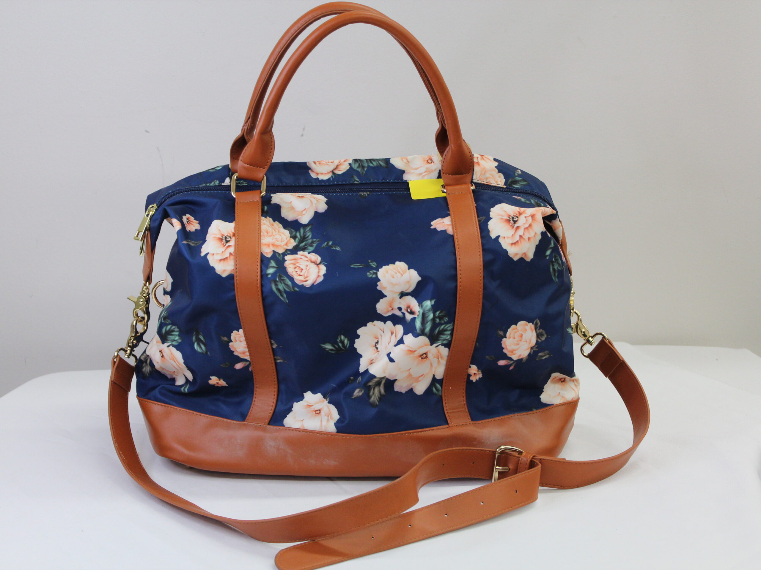 Unbranded Vintage Blue Floral Tote with Strap