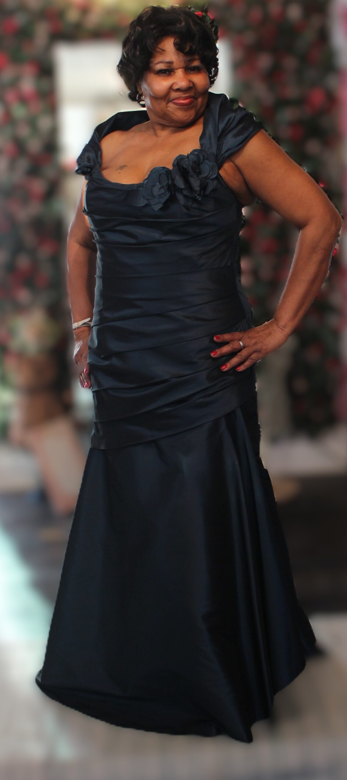 Lian Carlo Couture Navy Gown Size 16 - Image 4