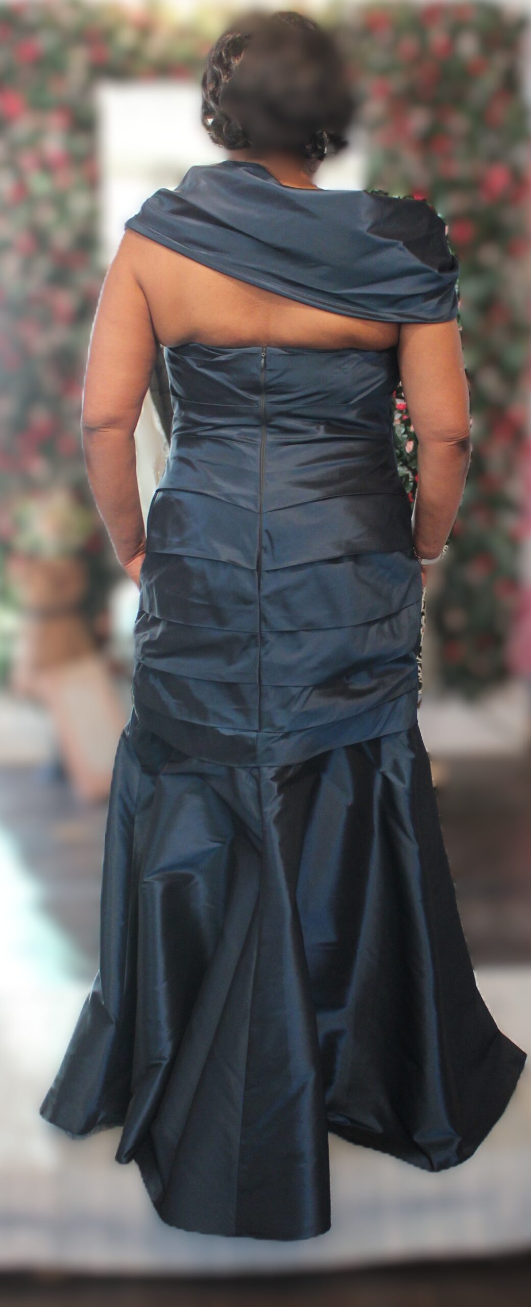 Lian Carlo Couture Navy Gown Size 16 - Image 5