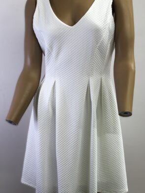 Teeze Me Vintage Sleeveless White Dress Size 9/10