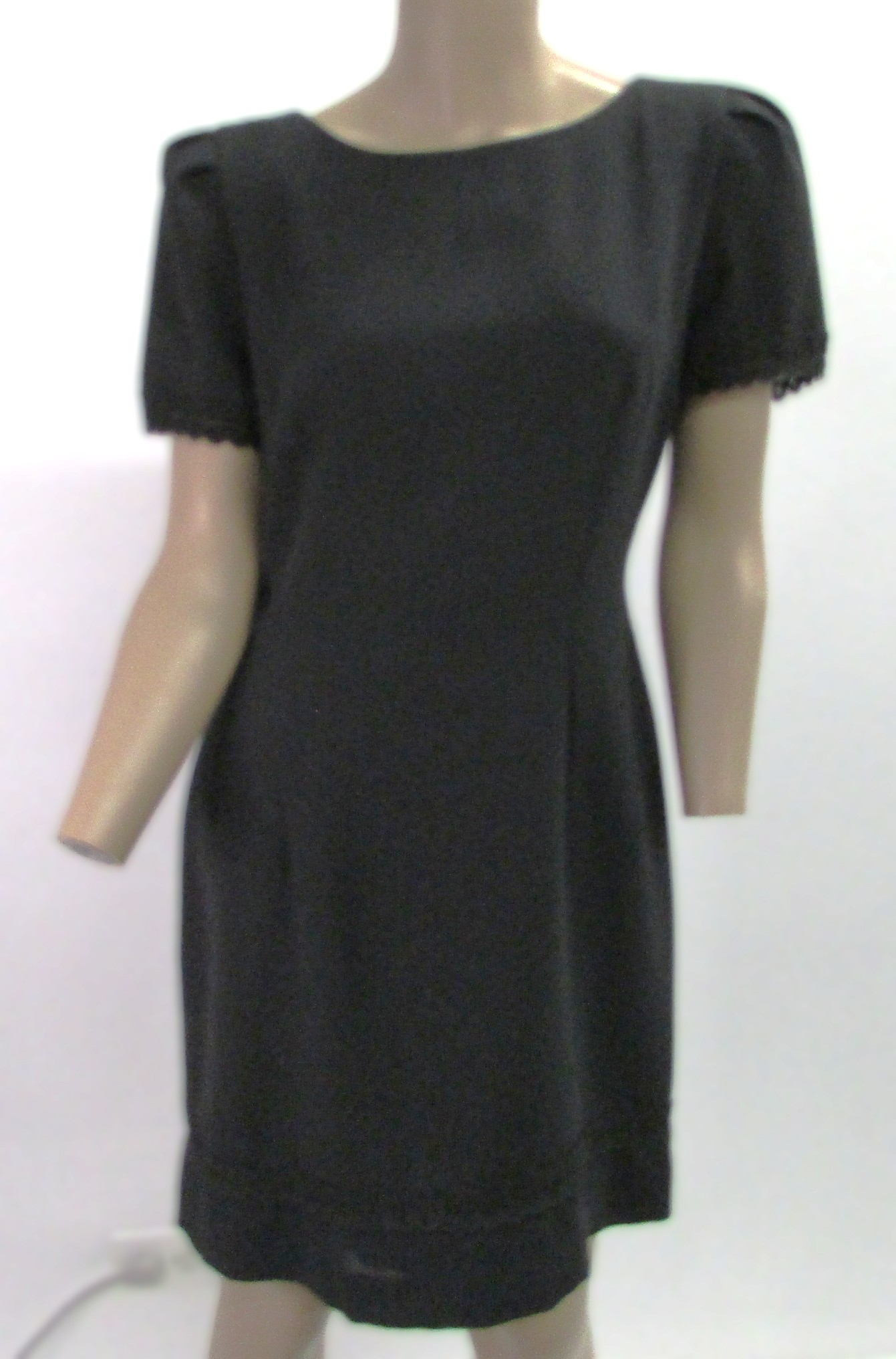 Donna Morgan Vintage Black Fringe Short Sleeve Dress Size 8