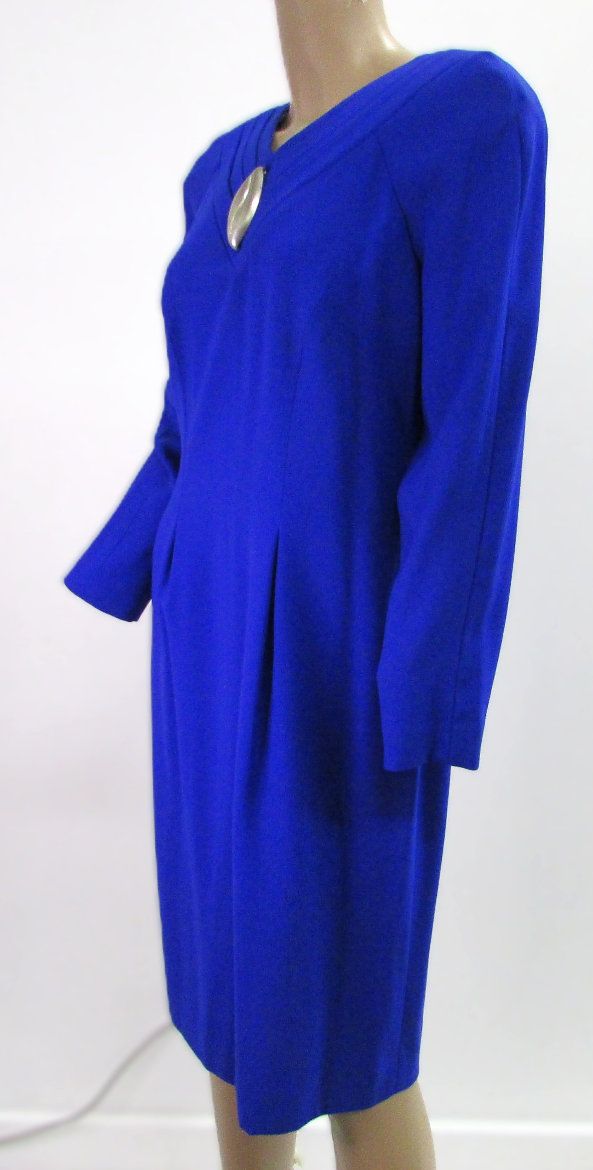 Liz Clariborne Vintage Blue Dress w V-Neck and Brooche Size 10 - Image 2