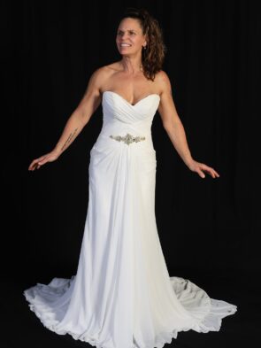 Rhapsody White Strapless Bridal gown Size 8