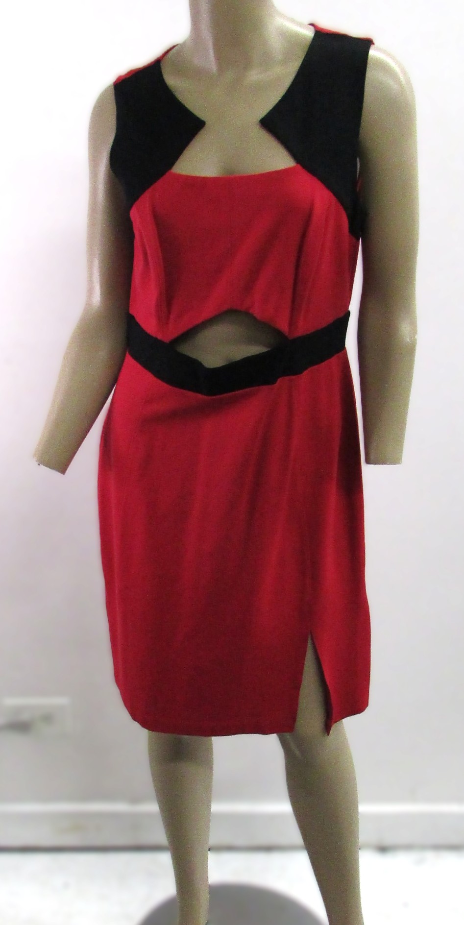 Guess Vintage Sleeveless Red Dress w Cutout at Mid Size 8