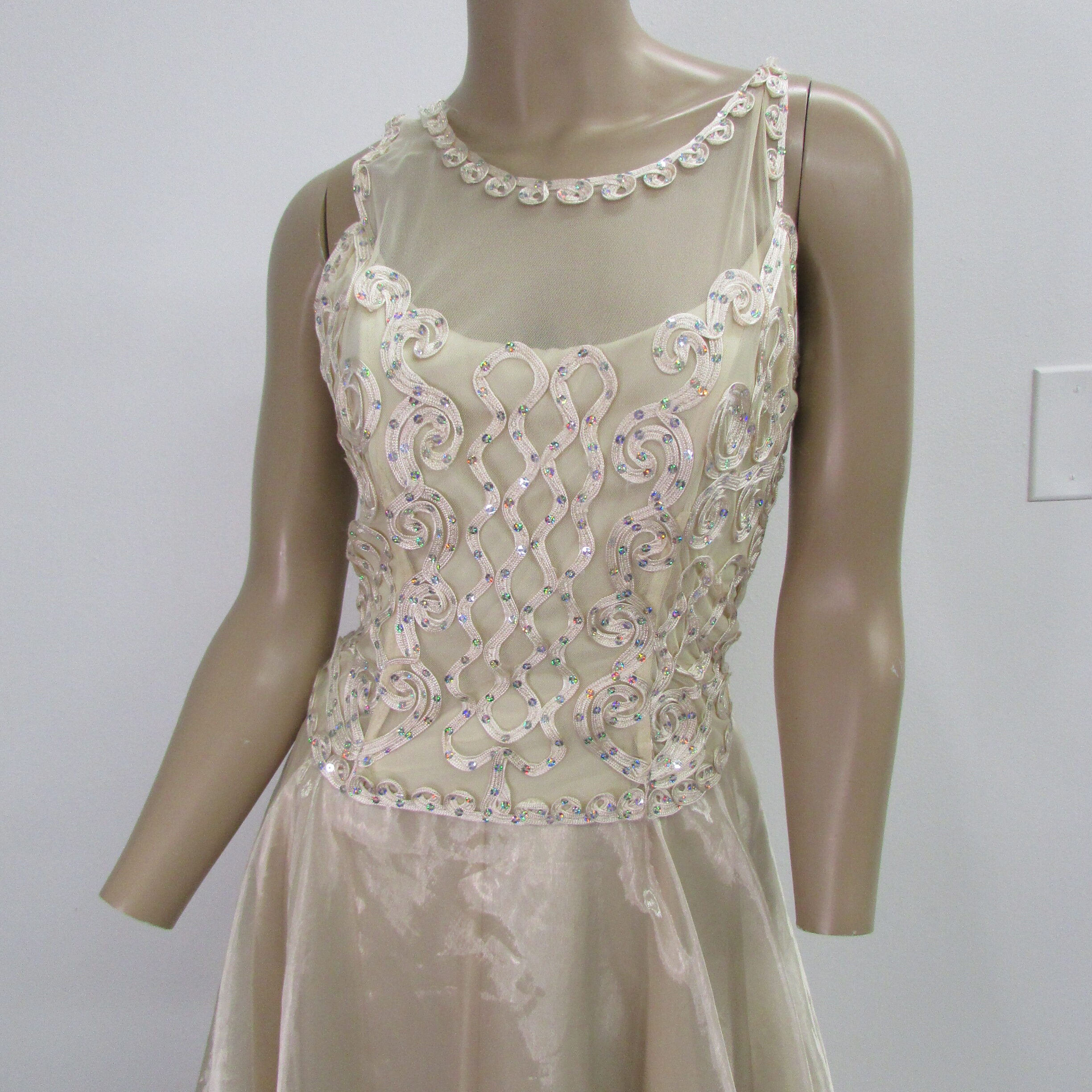 Poly USA Nude Vintage Y2K Prom Gowns Size S - Image 2