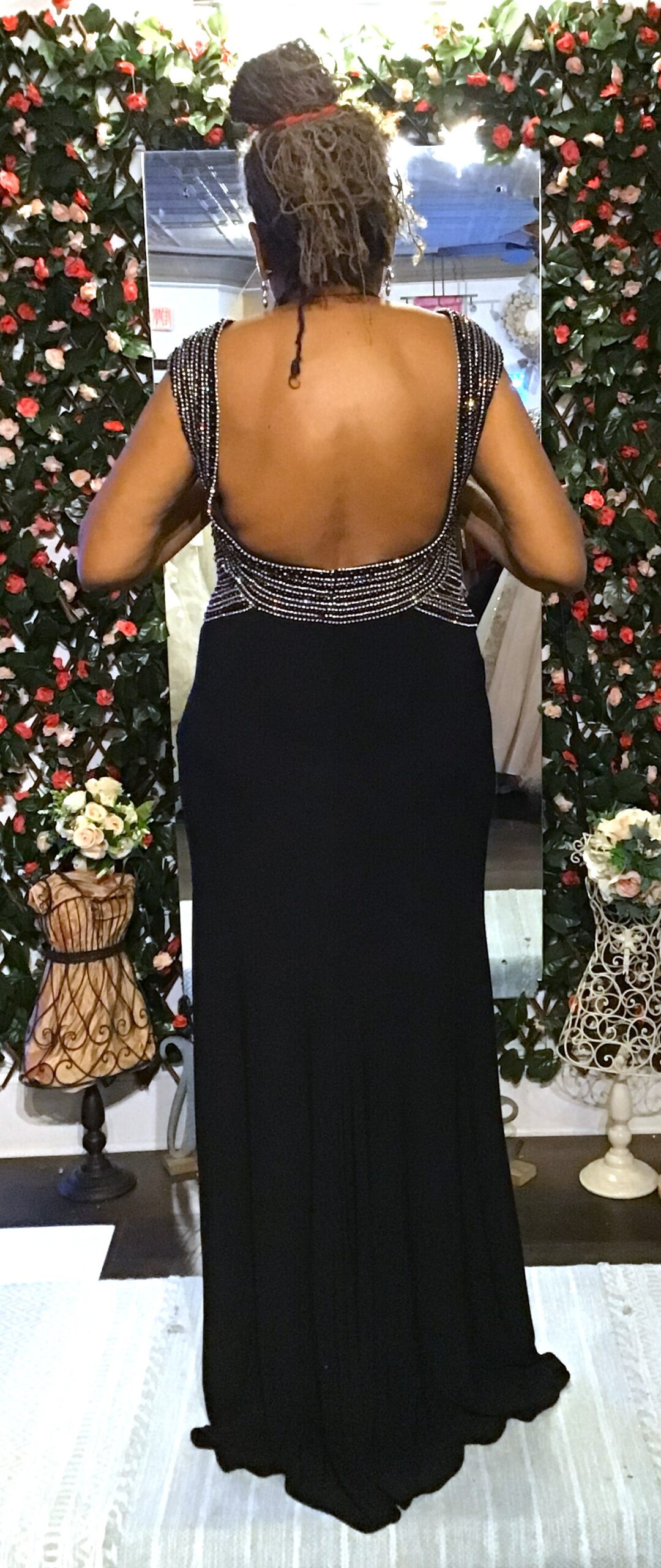 Blush Prom, Black Sleeveless Beaded Gown Size 12 - Image 2