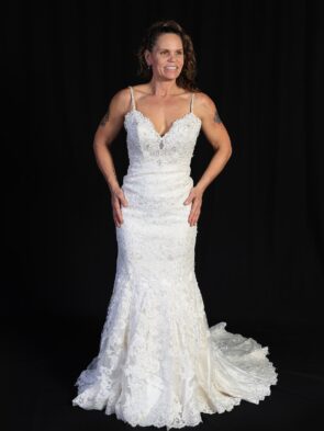 Mori Lee by Madeline Gardner Crystal Straps on Lace Bridal Gown Size 8