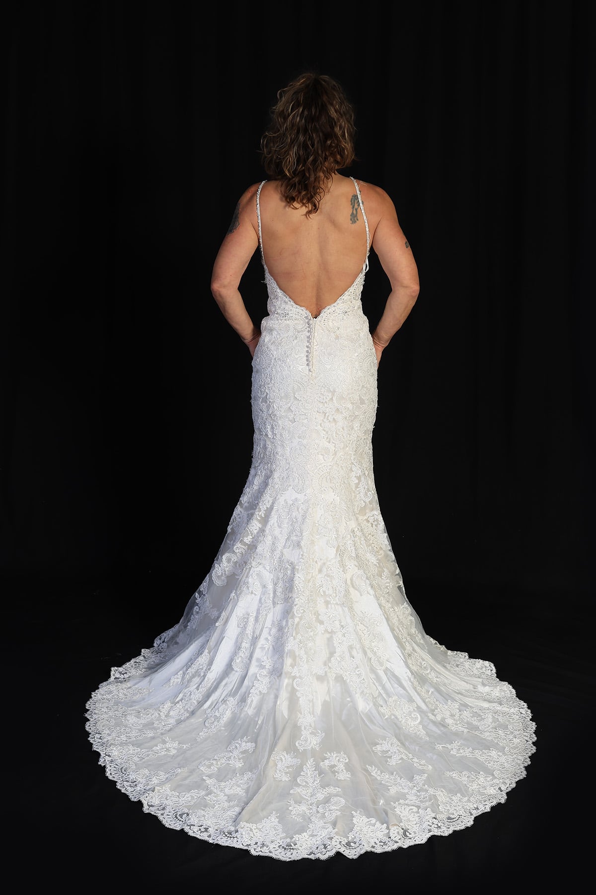 Mori Lee by Madeline Gardner Crystal Straps on Lace Bridal Gown Size 8 - Image 2