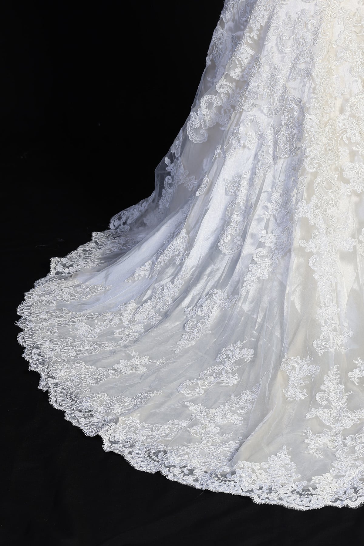 Mori Lee by Madeline Gardner Crystal Straps on Lace Bridal Gown Size 8 - Image 3