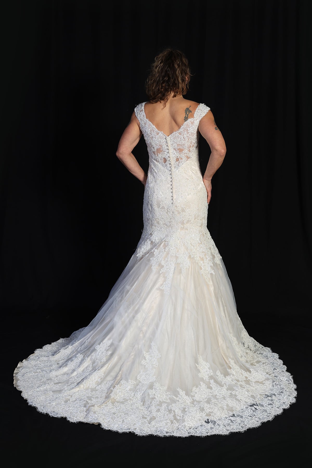 Uinbranded Ivory Beige Lace Beaded Bridal Gown Size 10 - Image 4