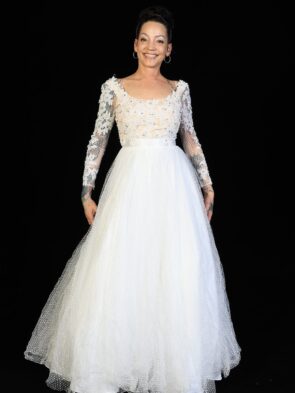 MacDuggal Long Sleeve Polka Dot Chiffon Bridal Gown Size 4