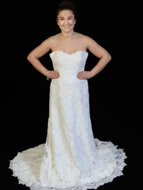 Essence of Austrilia White Lace Bridal  Gown Size 12
