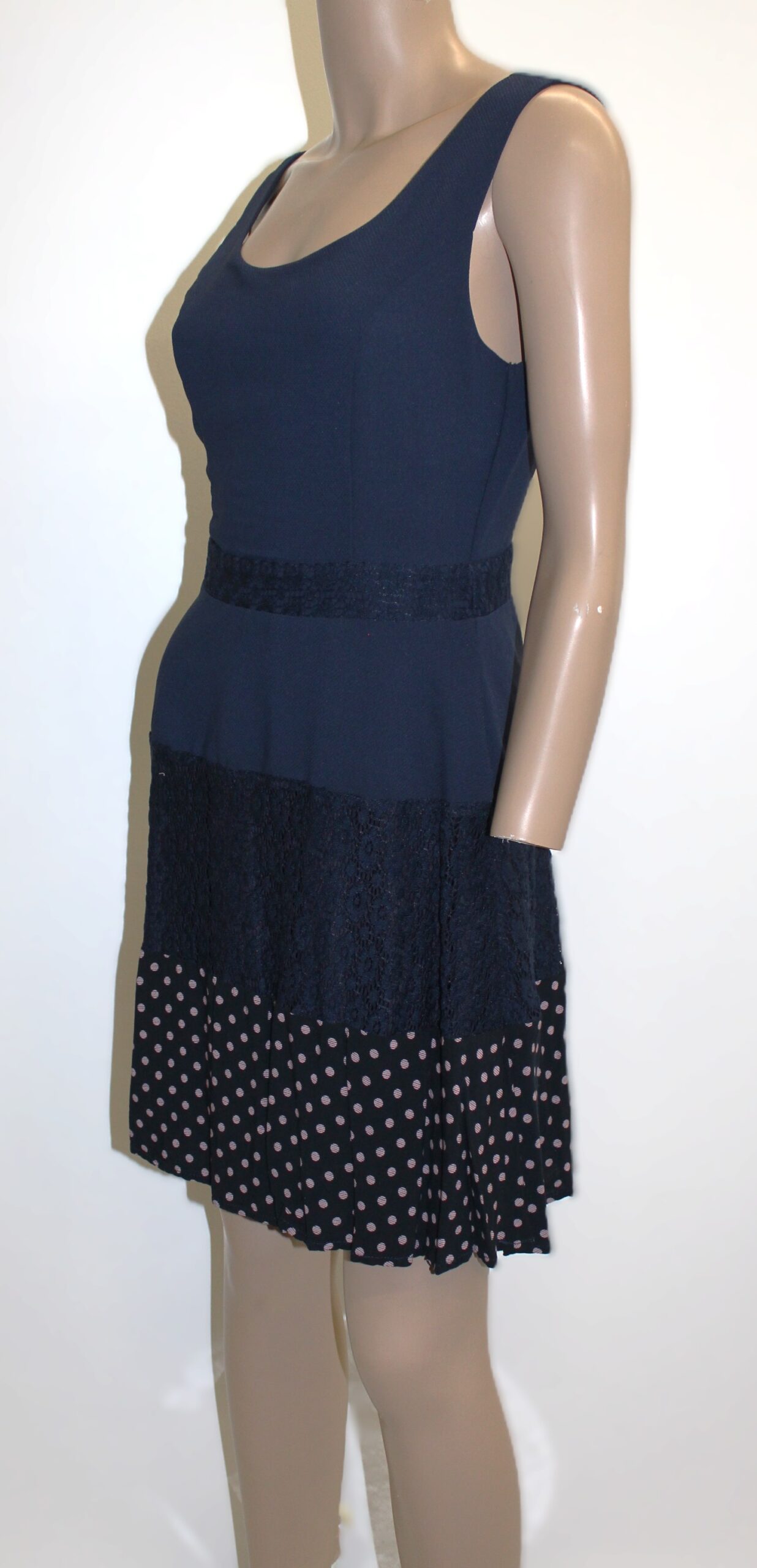 Doe & Rae Vintage Blue Sleeveless Dress w Crocheted Elements and Polka Dot Bottom Trim Size S - Image 2