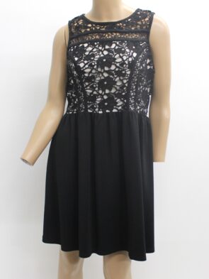 Xhiliration Vintage Dress w Chrocheted Top Size M