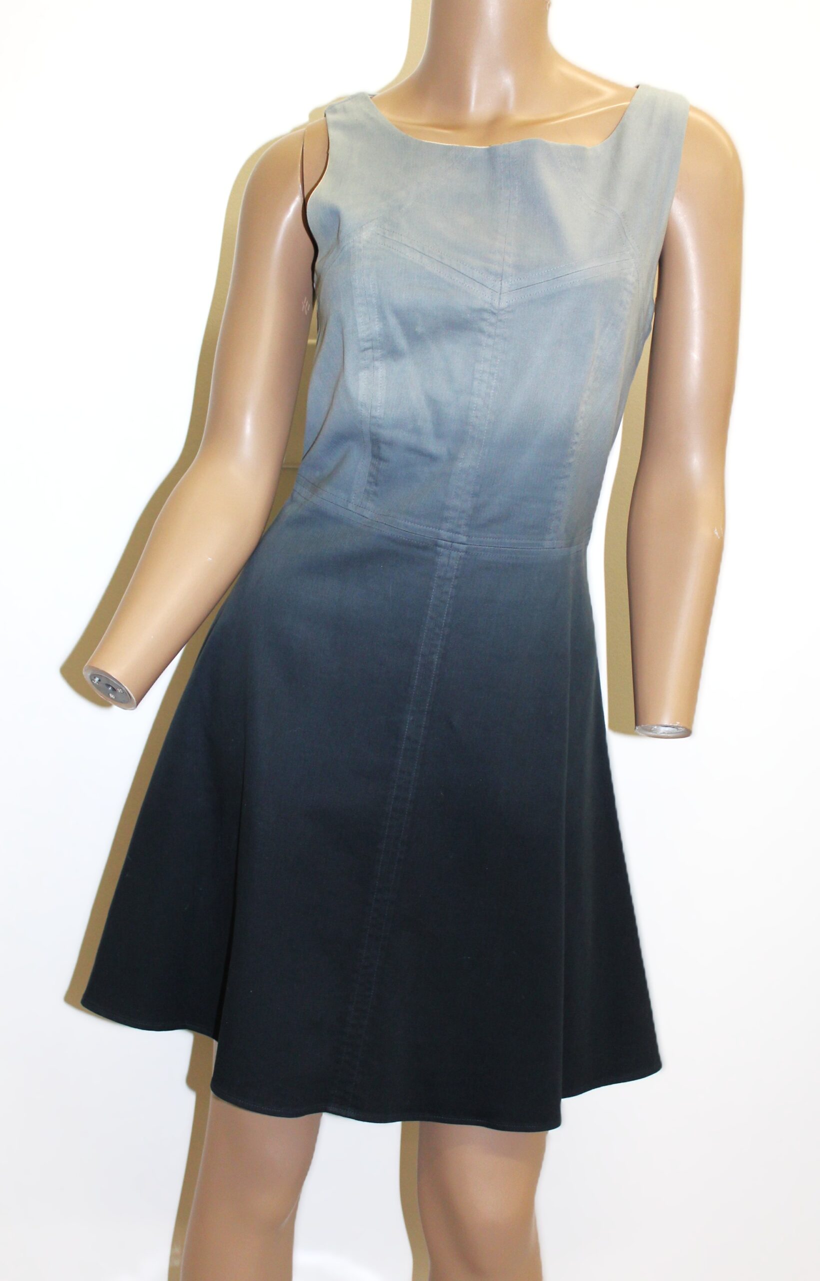 Eva Franco Vintage Sleeveless Dress w Blue Gradient Design Size 8