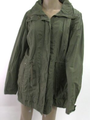 BE Boundless Vintage Green Zip Tied Rib Jacket Size M