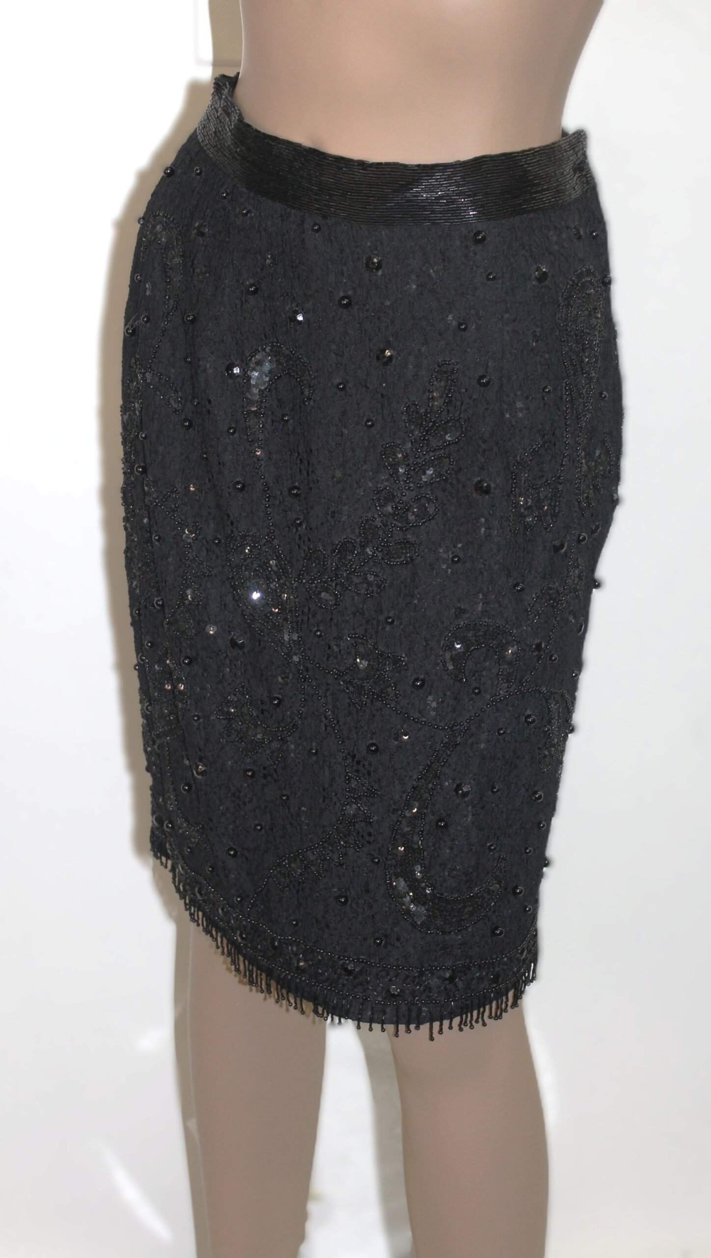 Theo Miles Vintage Black Pencil Skirt w Beaded and Sequined Designs Size 8 - Image 2